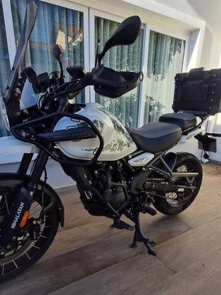 ROYAL ENFIELD HIMALAYAN 450 KAMET WHITE 